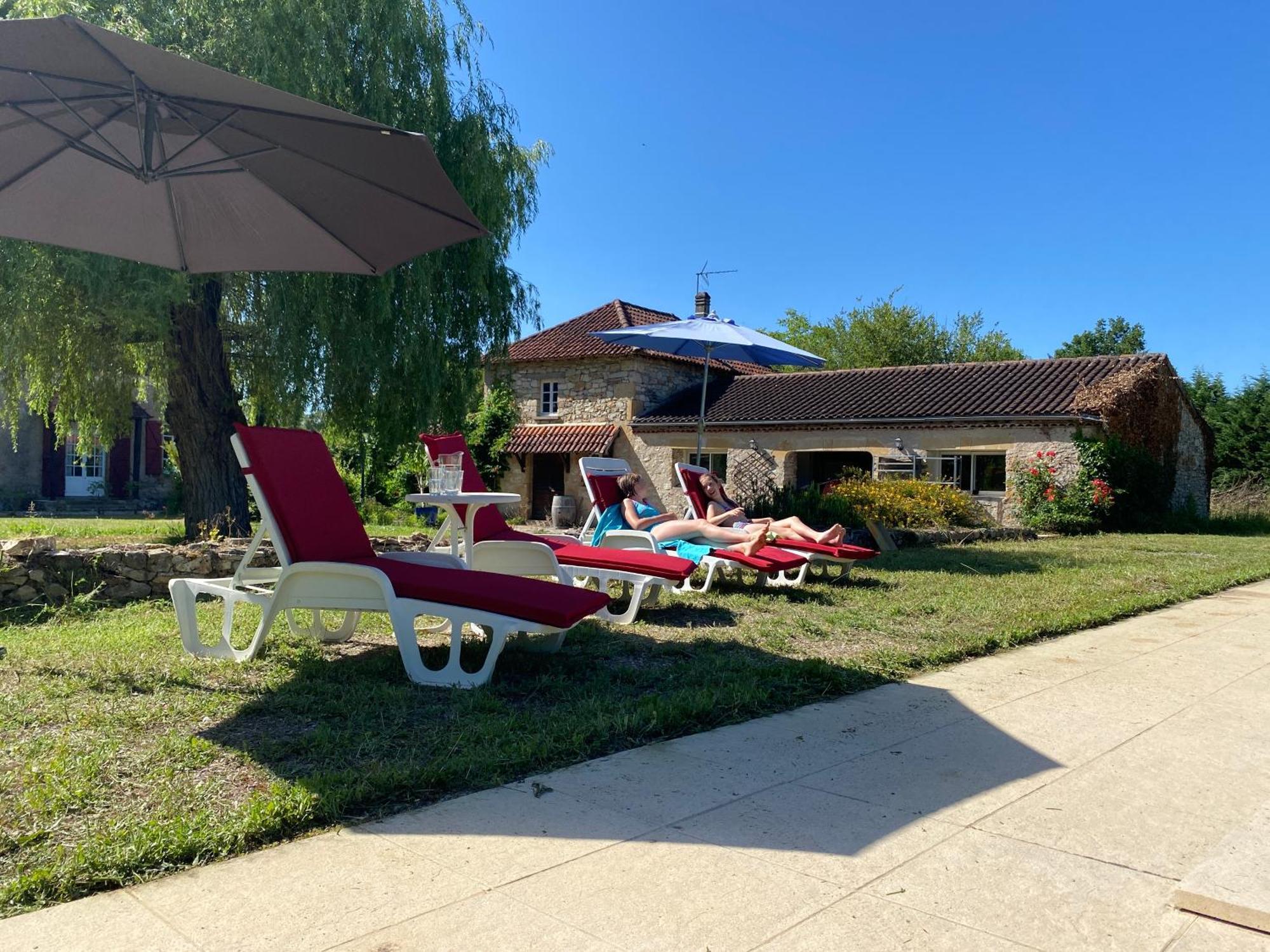 Sfeervol Vakantiehuis Op Landgoed Aan De Dordogne Villa Prudhomat Ngoại thất bức ảnh