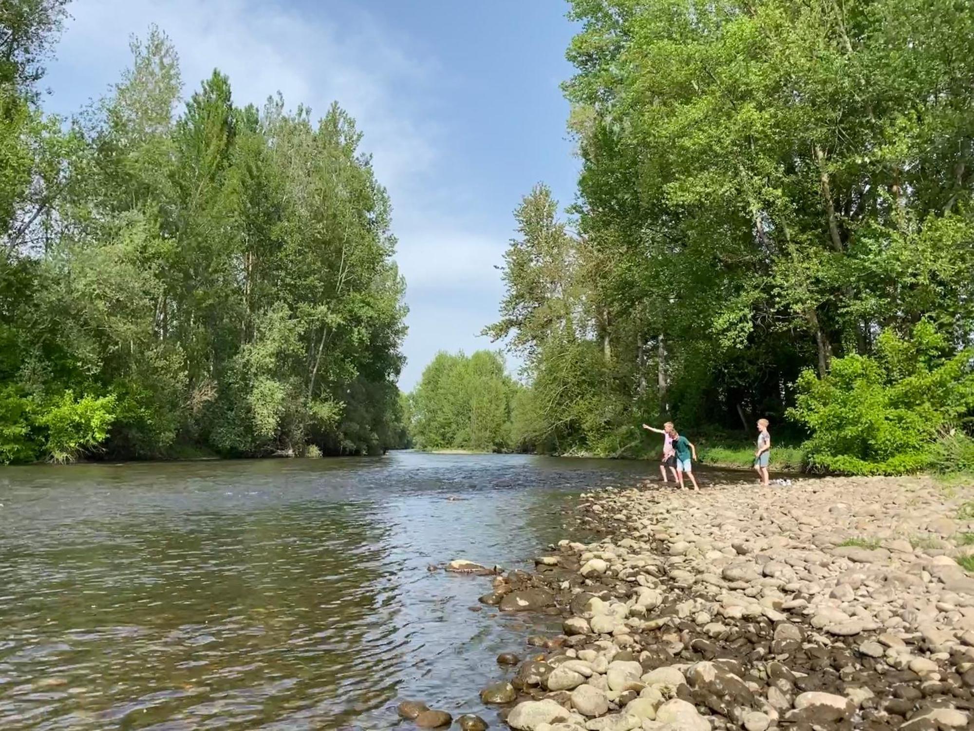 Sfeervol Vakantiehuis Op Landgoed Aan De Dordogne Villa Prudhomat Ngoại thất bức ảnh